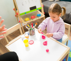 Gence çocuk terapisi